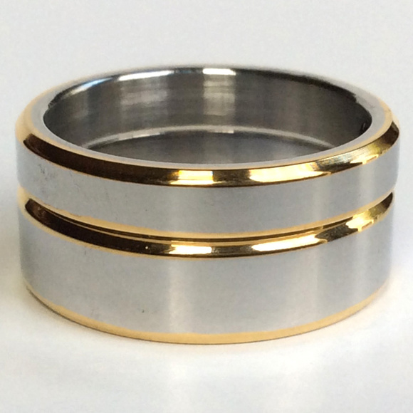 Engagement Ring, Promise Ring, Wedding Band - Picture 3 of 8